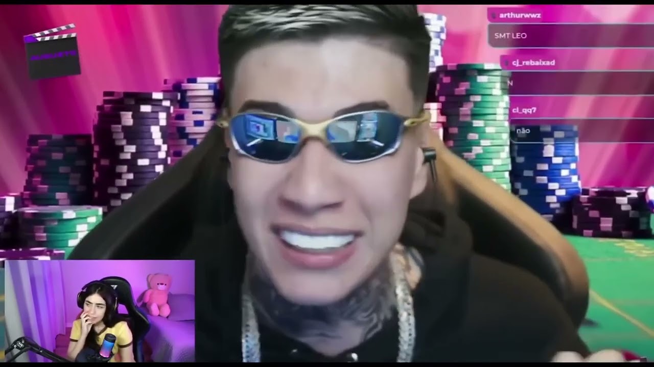 RAJAH REAGINDO AO YURI 22 NA CPN -  Rajah pediu o Yuuri em namoro ao vivo... (Finalmente aconteceu)