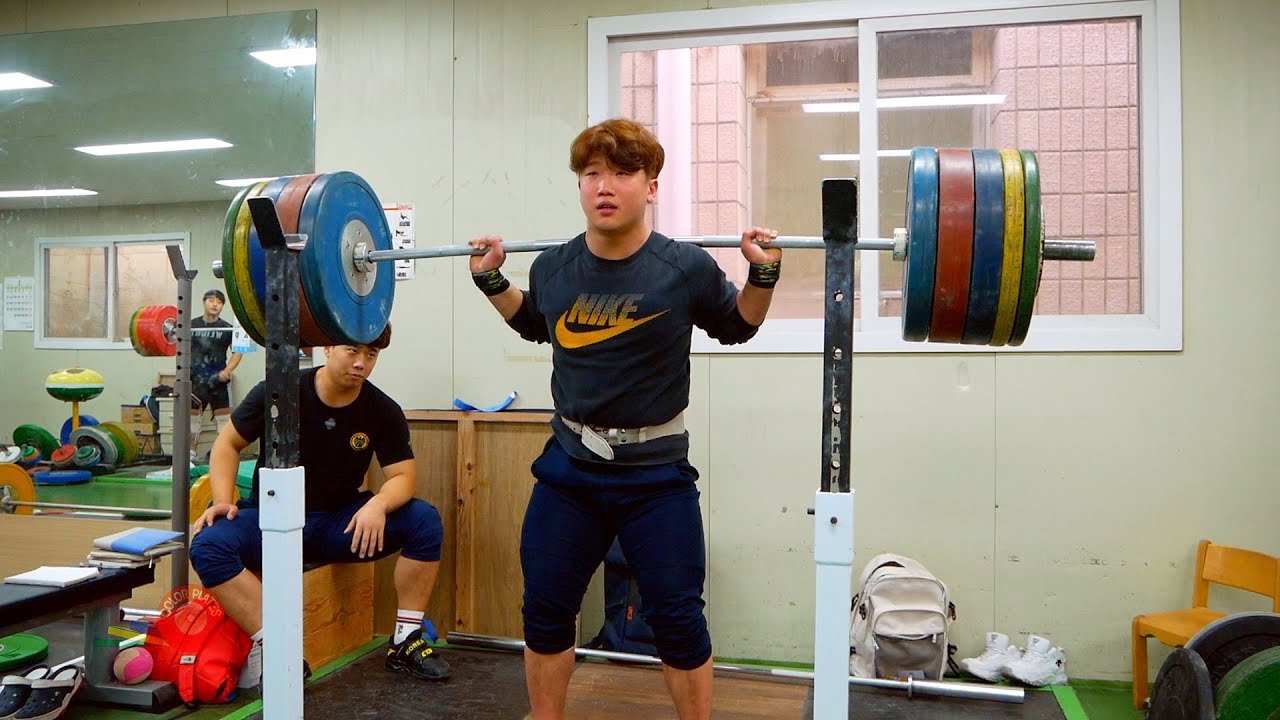 Korean Elite Weightlifters Training Full Session - Press, Squats, Deadlifts, C&J, Snatch