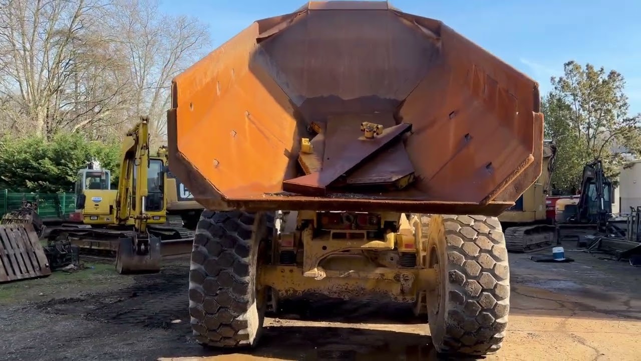 caterpillar 735B suite