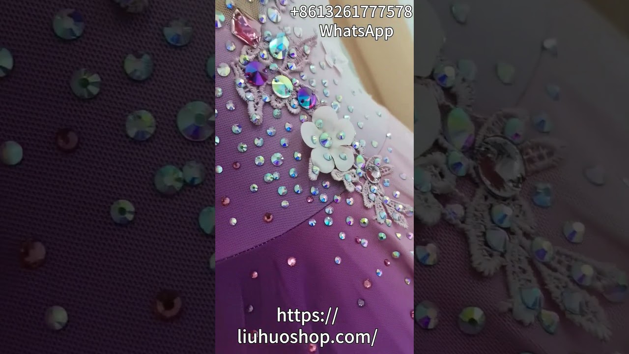 Check out this gorgeous figure skating dress! 🌸 