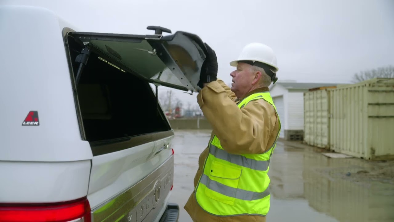 BEDSLIDE - The Original Sliding Cargo Tray