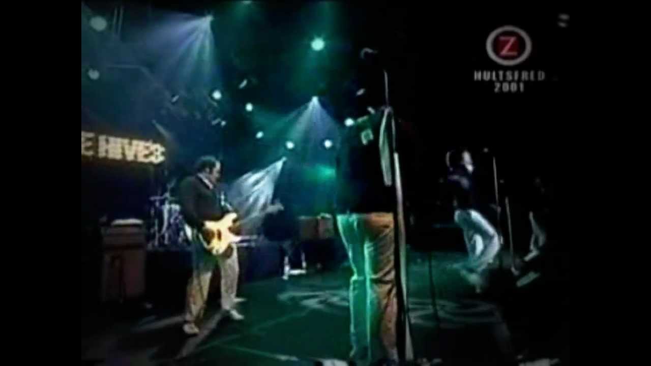 The Hives - A get together to tear it apart LIVE
