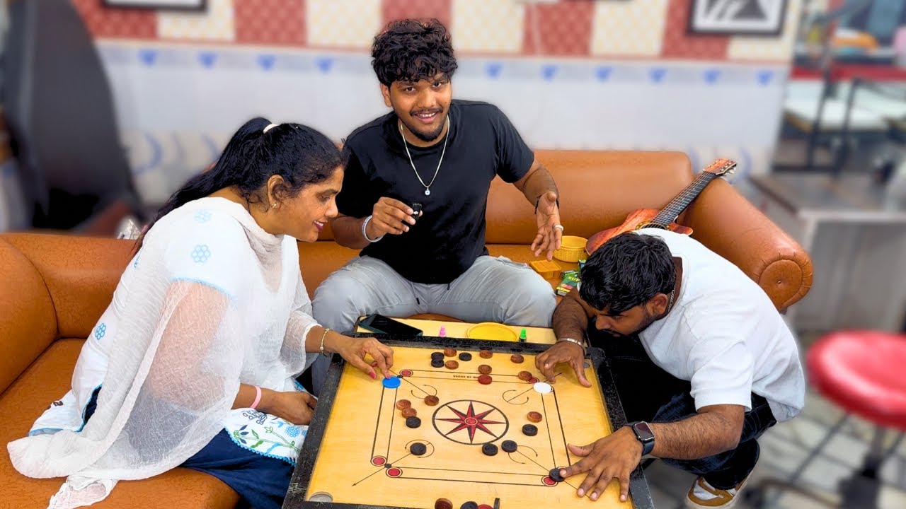 Carrom me kise milegi punishment ?? 😆