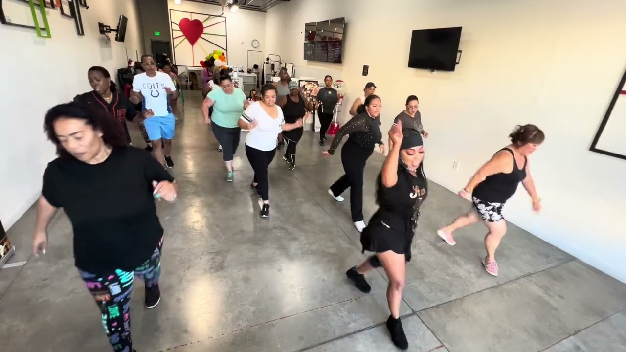 Flashin Line Dance * Tonya Starr SAAR Productions