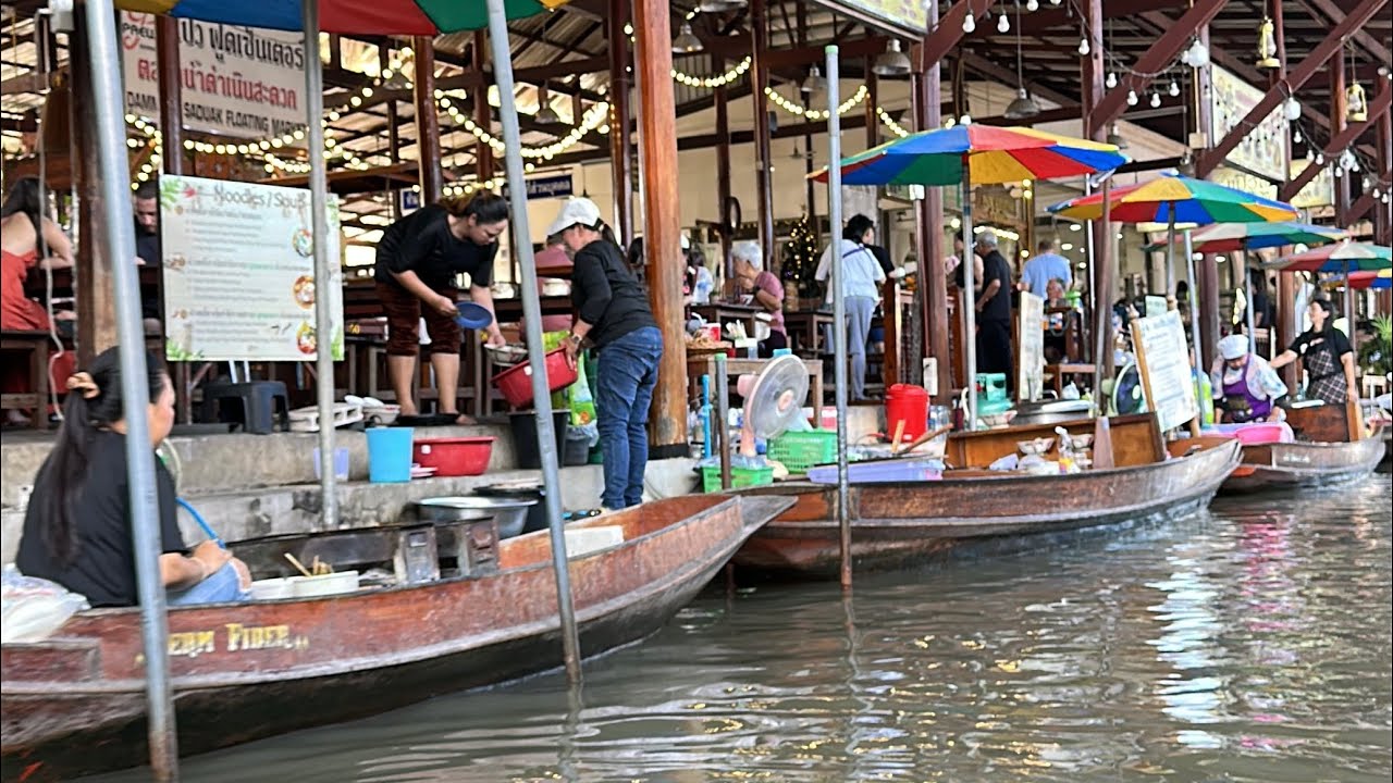 Floating Market Bangkok 2025