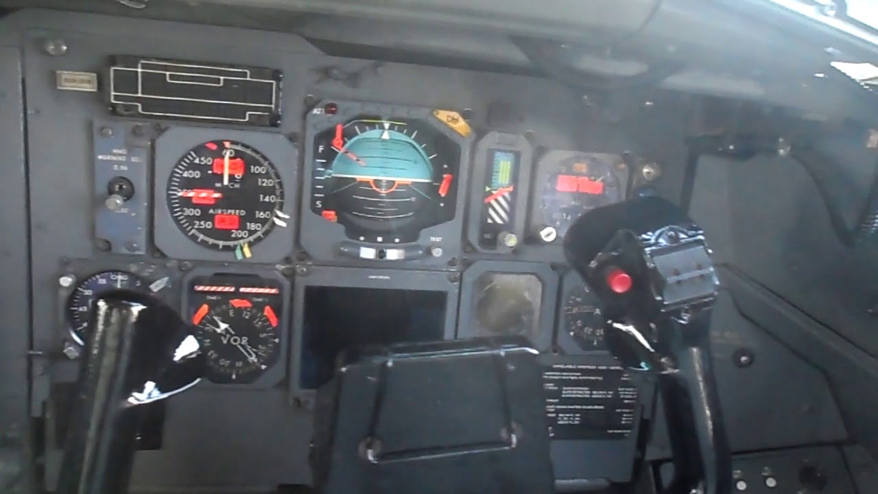 Aibus A300 cockpit