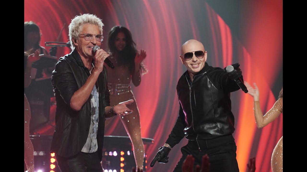 Pitbull Performs with REO Speedwagon - Greatest Hits