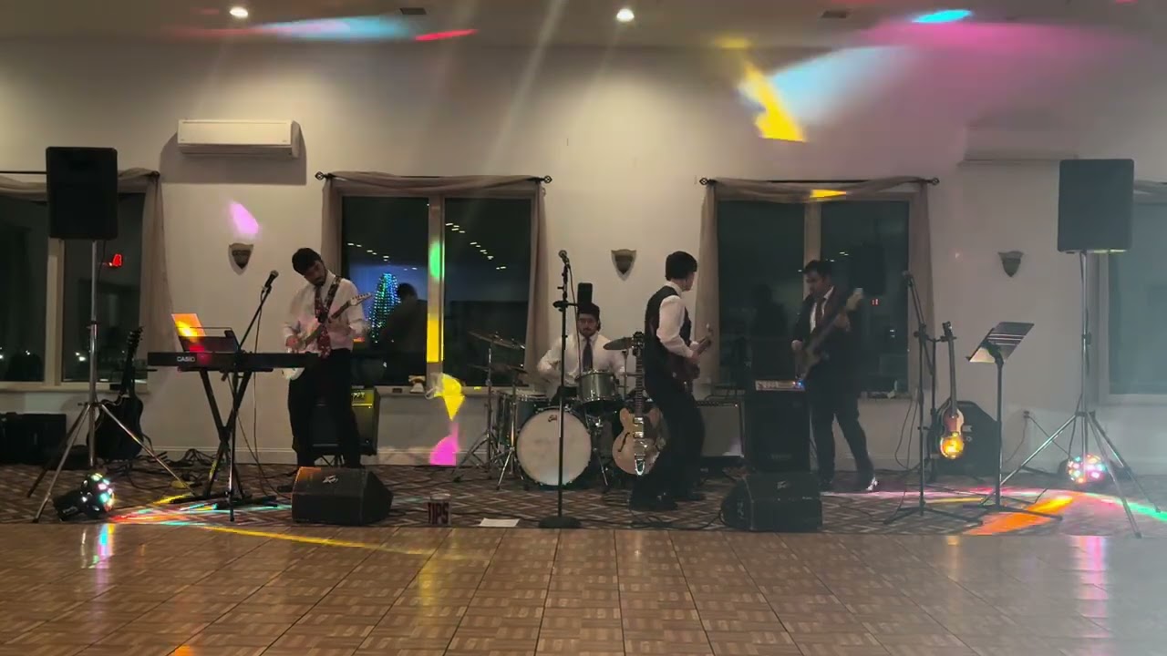 Echo Burn “My Hero” cover at The Club at the Highlands 12/27/25