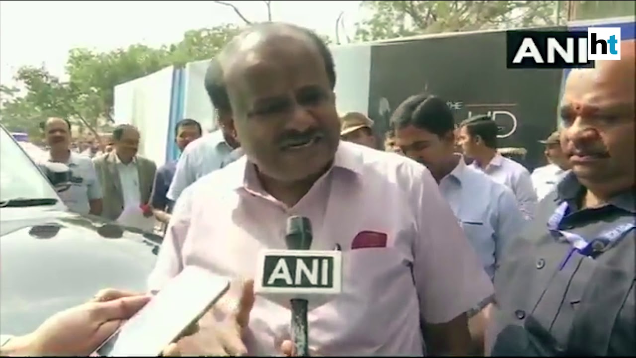 HD Kumaraswamy offers to quit as Karnataka CM, says Congress MLAs 'crossing the line'