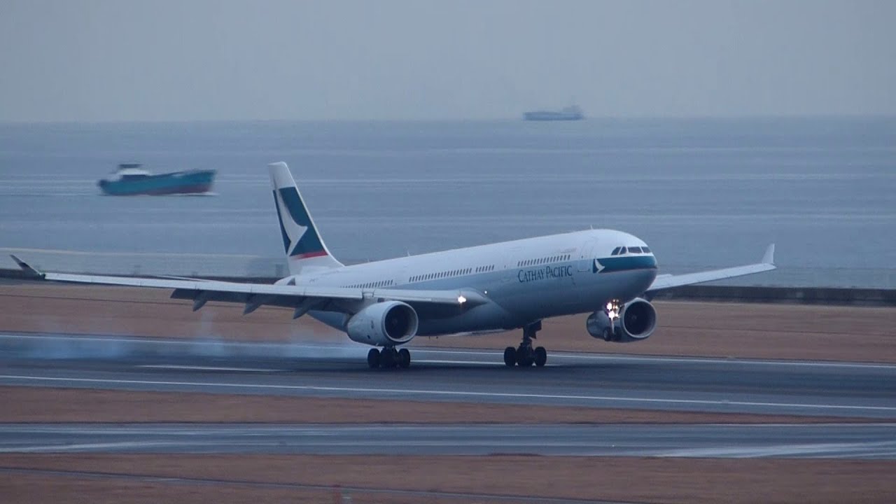 Cathay Pacific Airways Airbus A330-343 Landing & Take off at Nagoya