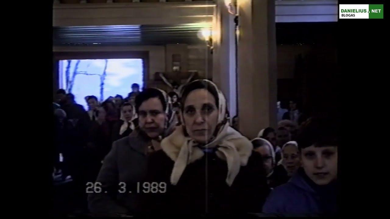 1989 m. Šv.Velykų mišios Alovės Švč.Trejybės bažnyčioje Alytaus r.