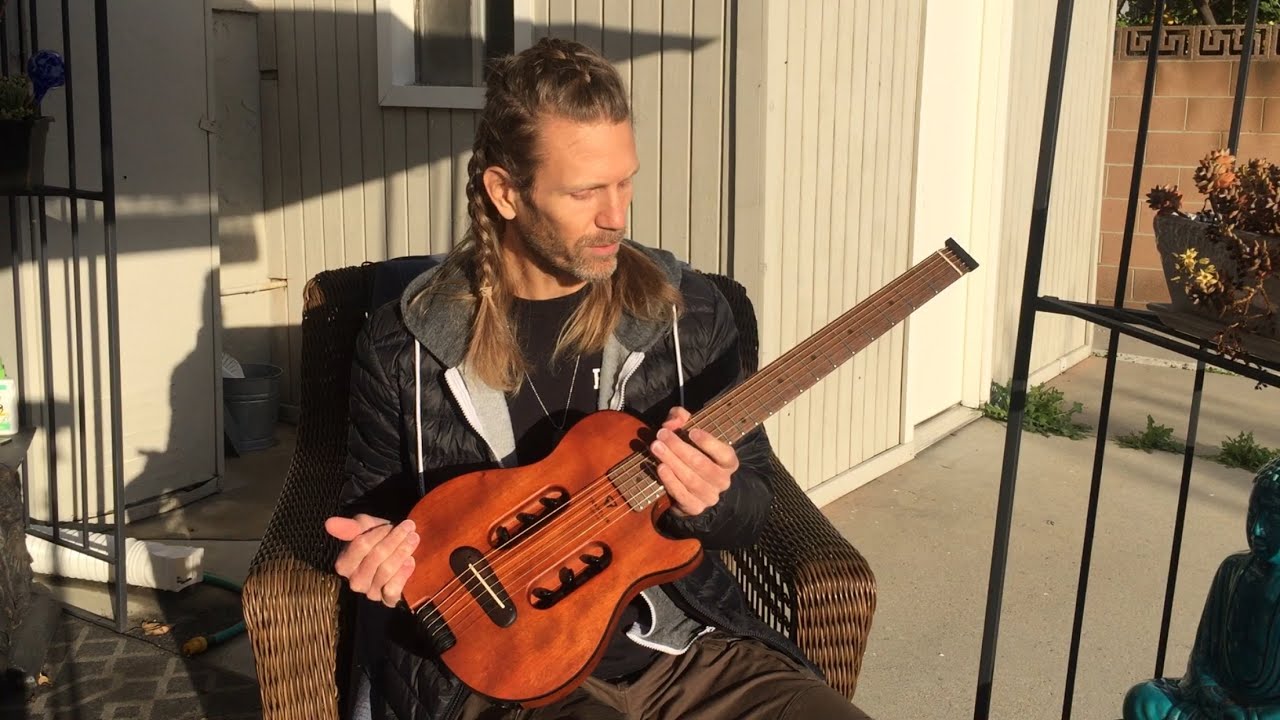 Jeff Vezain Box-Opening & Review of the Escape MK-III (Mahogany) from Traveler Guitar