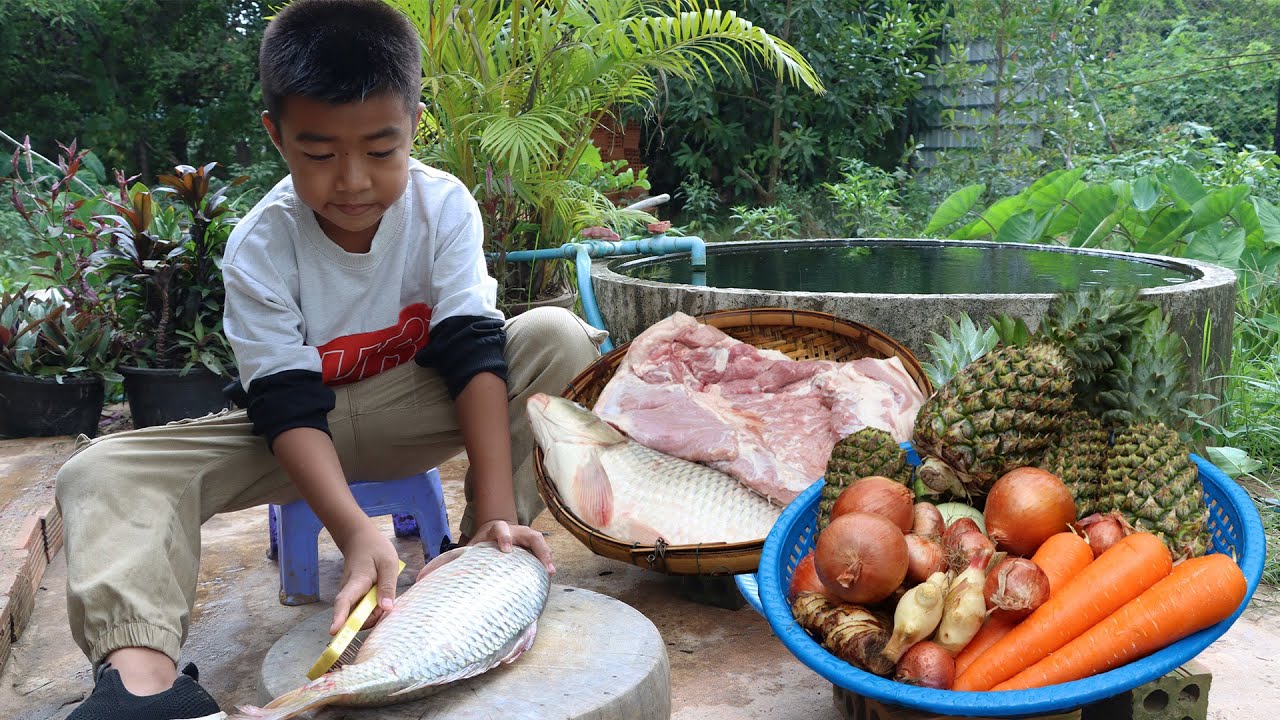 Yummy River fish and pork cook with 2 recipes - Chef Seyhak