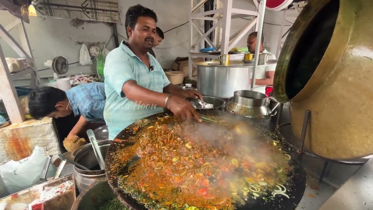Raju Bhai Famous Tadke Wale Panjabi Chole Kulche Of Vadodara Rs.130/- Only | Vadodara Street Food