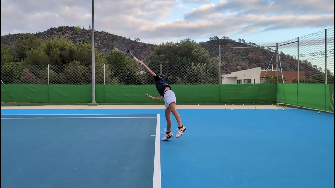 8 years old tennis player