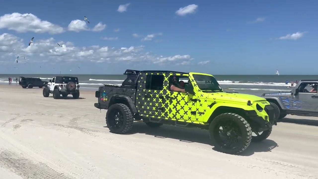Jeepbeach 2023 Sunday Funday pt 4 #daytonabeach #jeepbeach #jeeplife #jeepwave #jeep #jeepwrangler