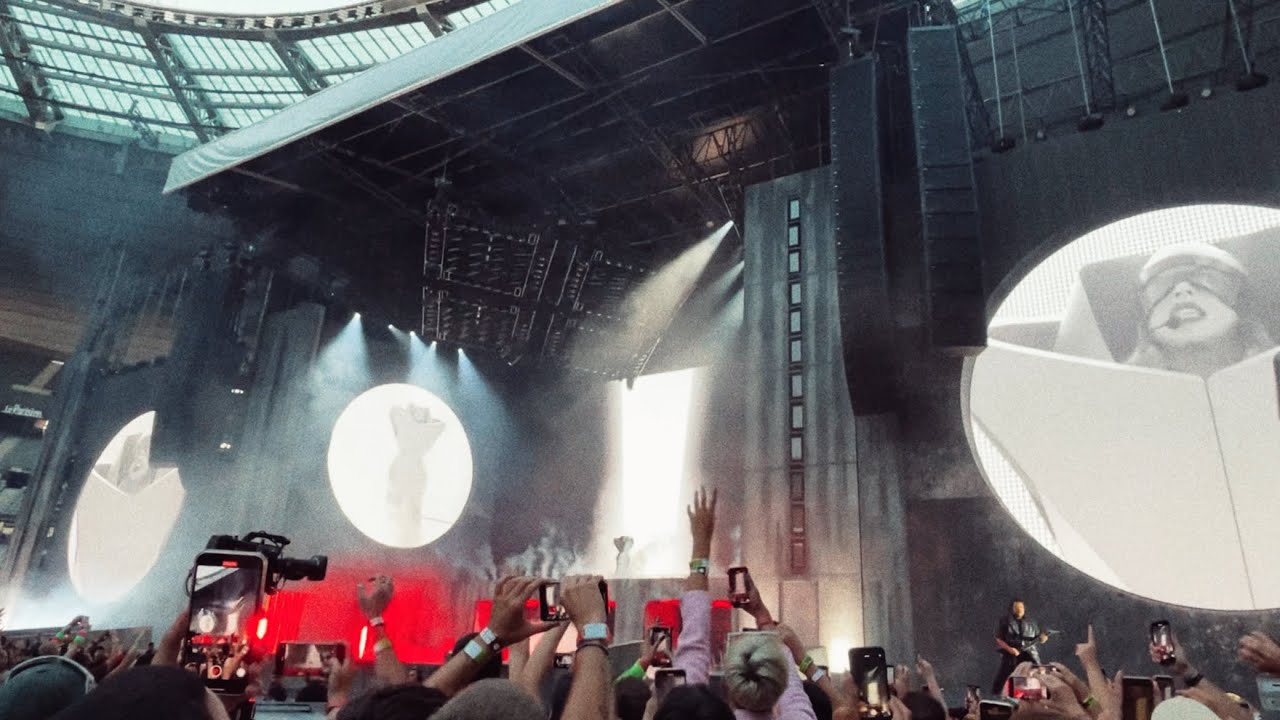 Lady Gaga: Chromatica Ball Paris (Full Concert)