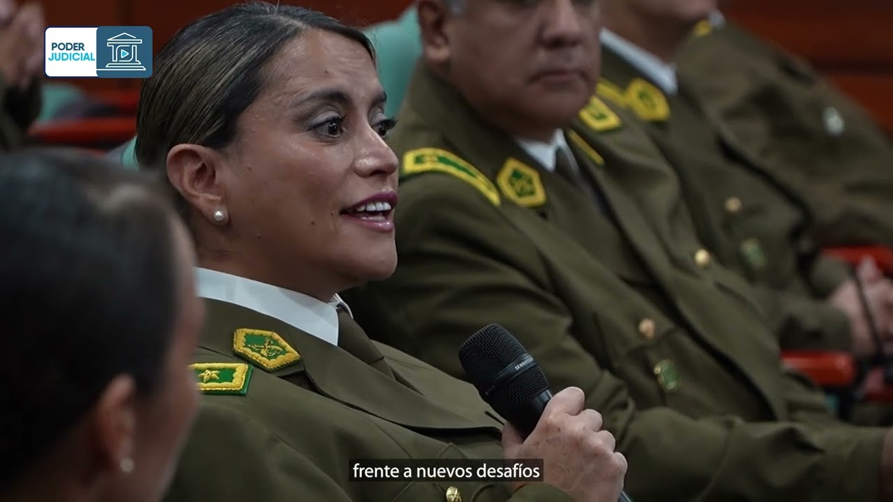 Presidenta de la Corte Suprema expuso en el Consejo Consultivo de Oficiales Generales de Carabineros