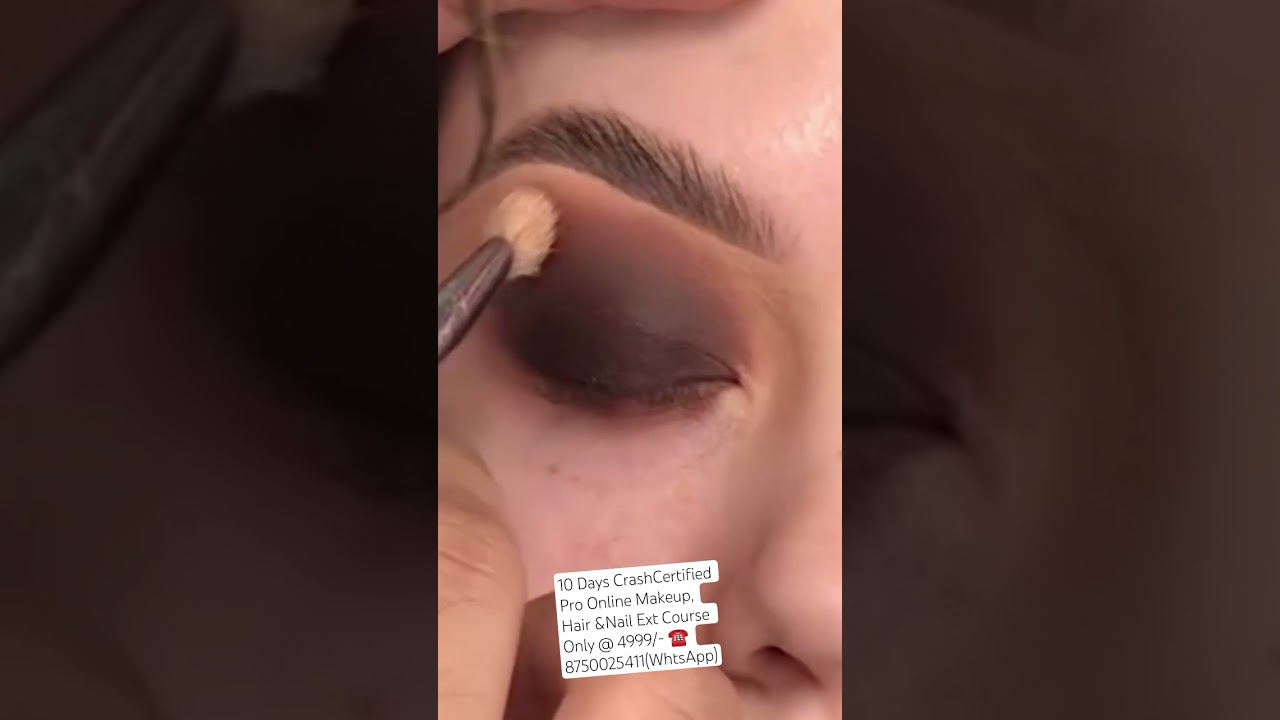 perfect Smokey Eye makeup kaise kare  