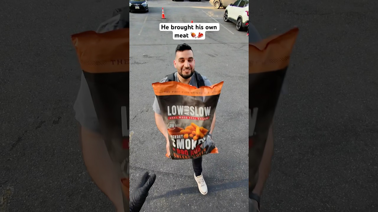 He brought his own meat 🍖🥩