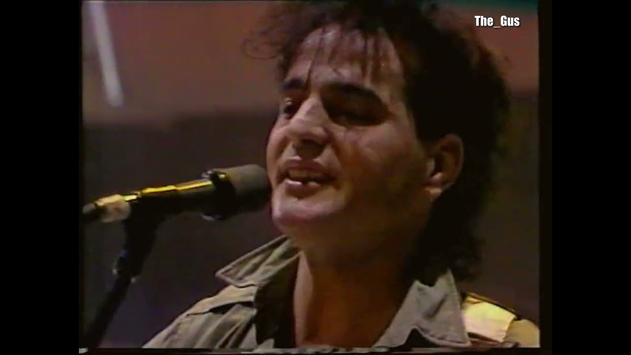 03 Sobredosis de TV (Bad&iacute;a & Compa&ntilde;&iacute;a 1985) - Primera Visita