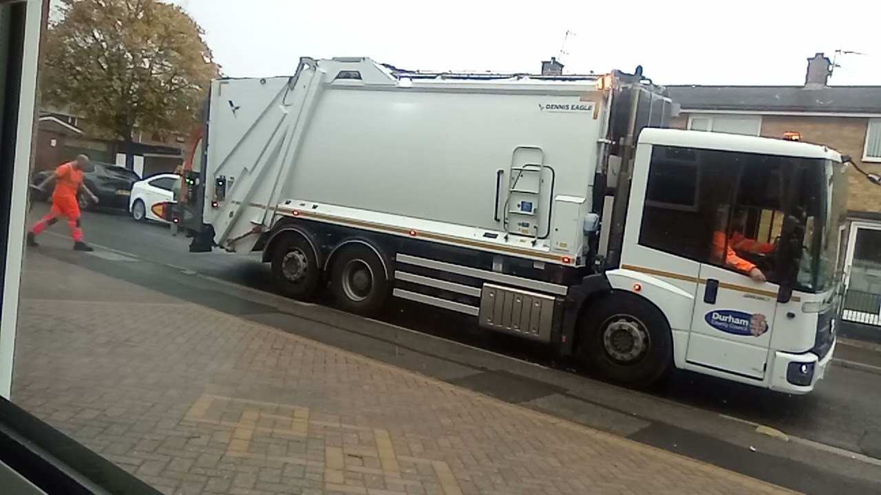 Binmen at 9:00am. XJG 