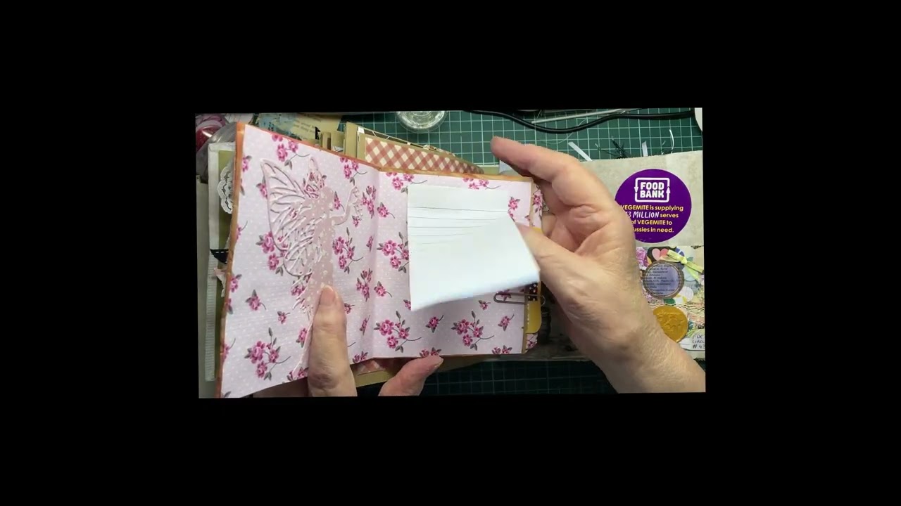 Paper Bag Journal flip thru