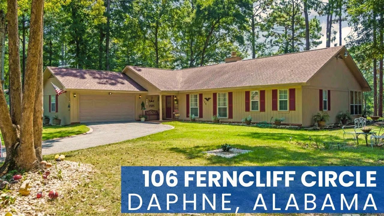 HOME FOR SALE ON LAKE FOREST GOLF COURSE in Daphne, Alabama 36526 | 106 Ferncliff Circle