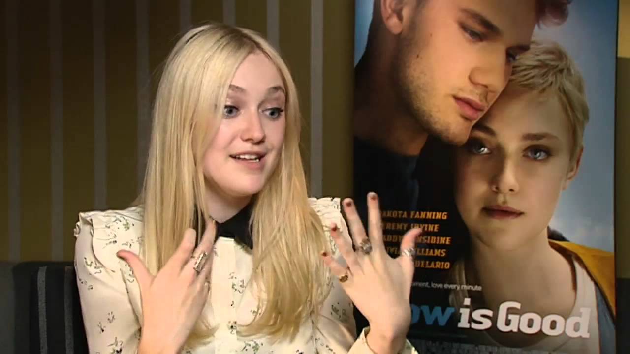Dakota Fanning interviewed by two teenage cancer survivors