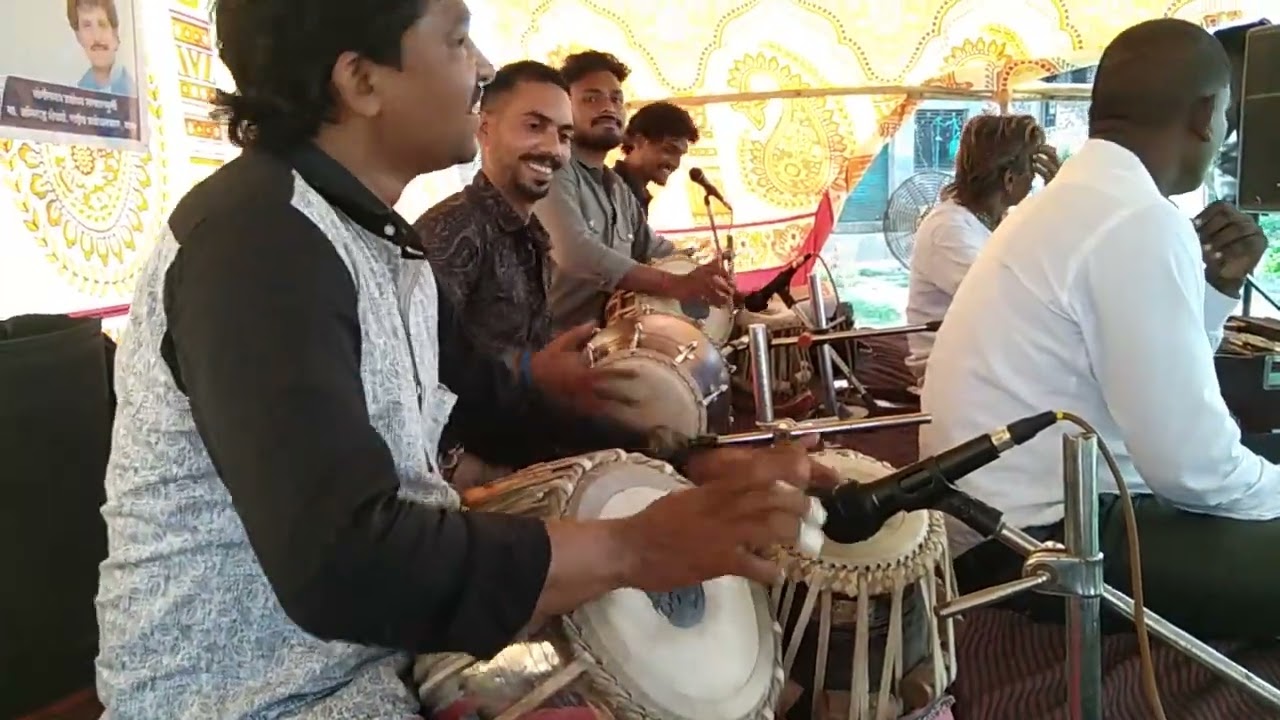 दुनिया का सबसे बेस्ट गाना.जो, सबकी जुबा पे है. ❤️वेस्टन तबला. आखरी तक जरूर सुने.