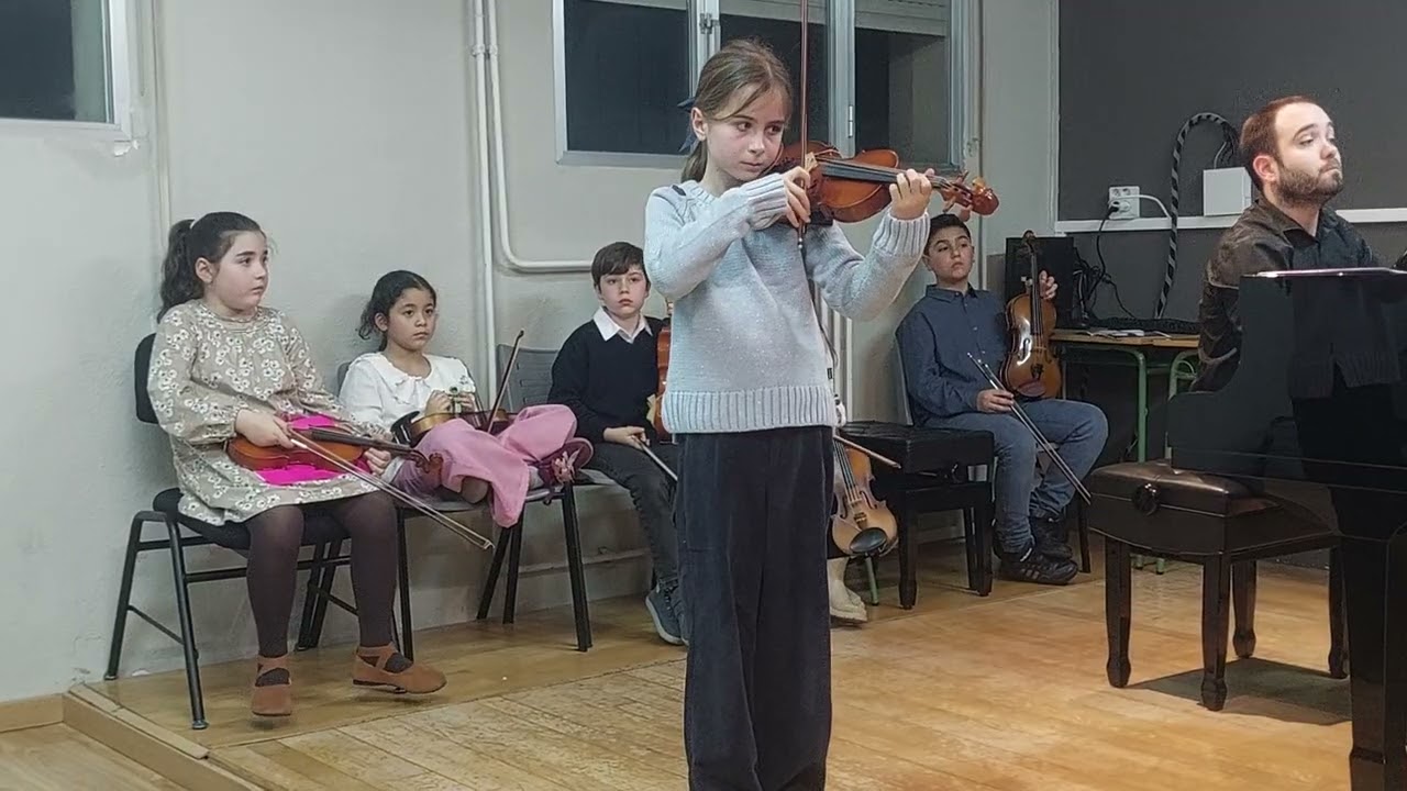 Carmen Alguacil toca Puppet Show,op5.n⁰1 de J.Trott