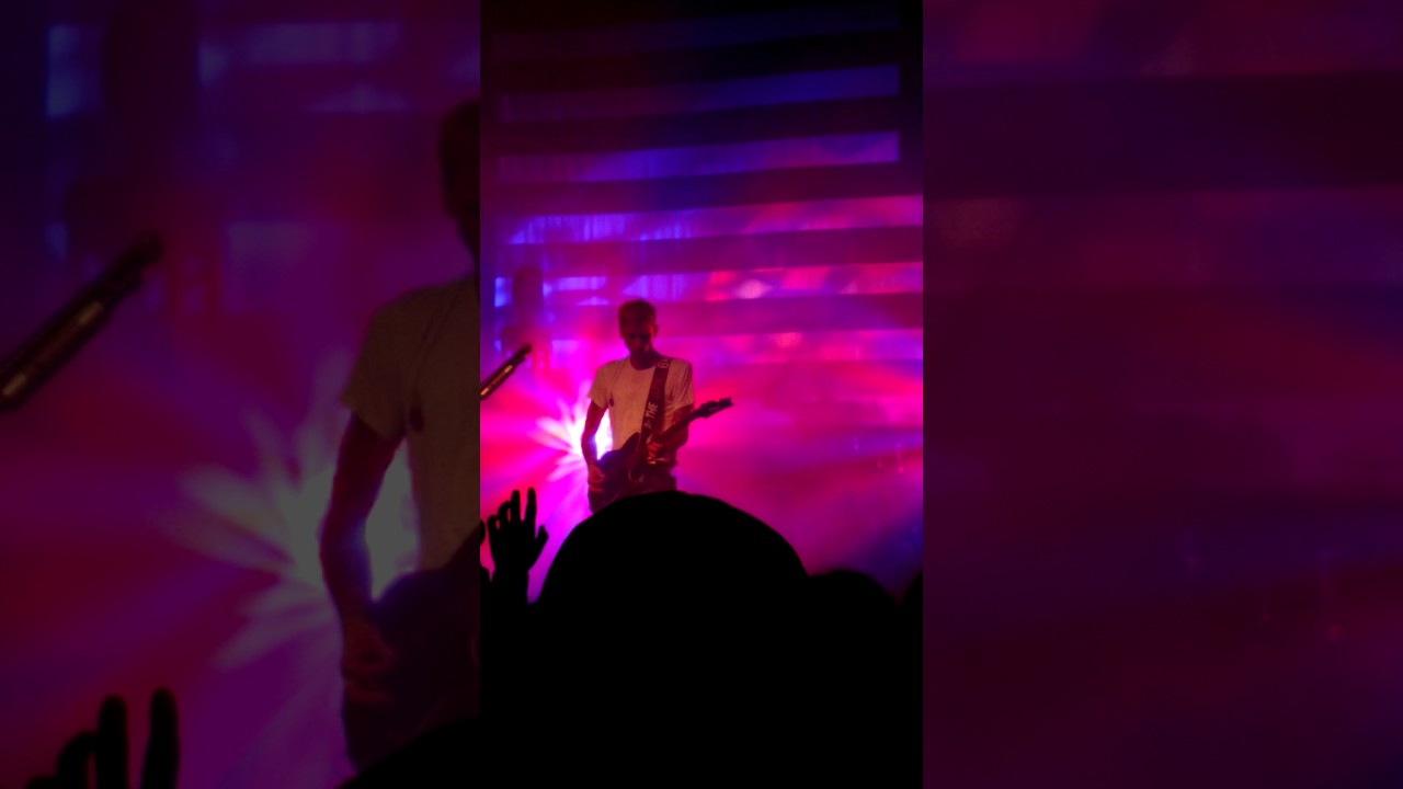 Mgk alpha Omega tour