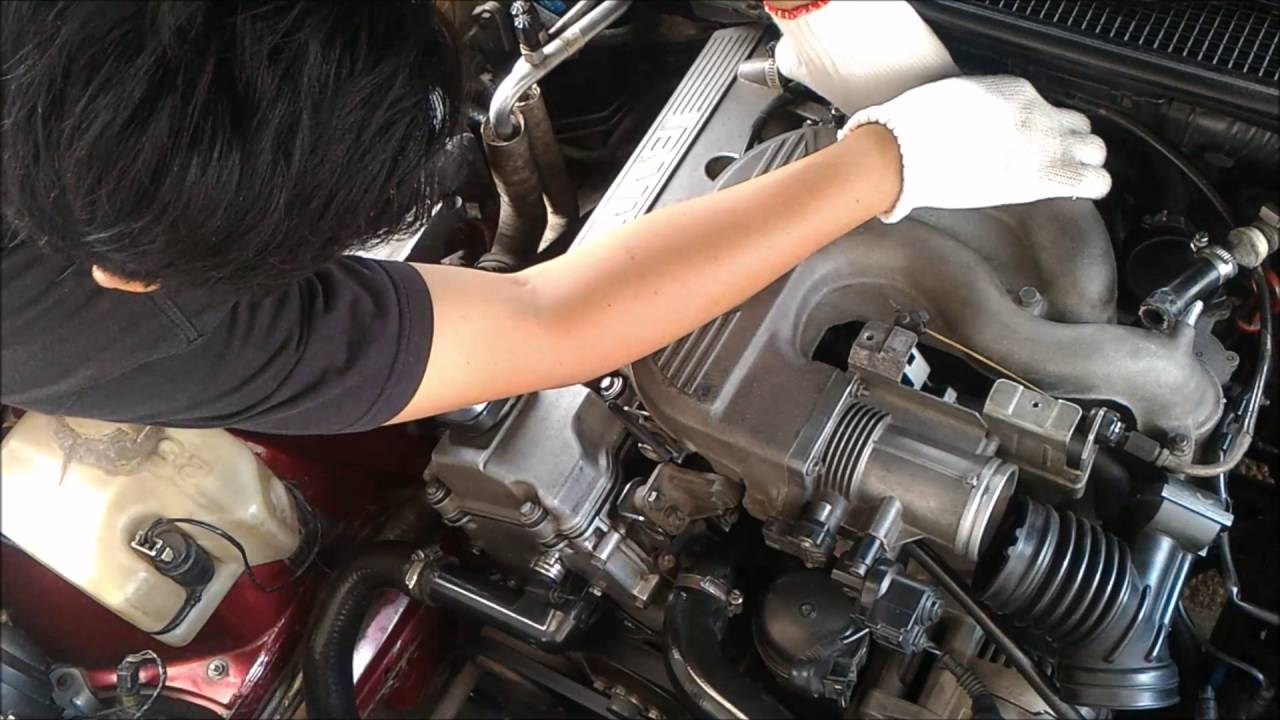 Upper Intake Manifold removal, BMW E36M43