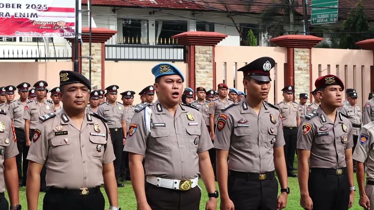 92 Personel Polres Muara Enim Naik Pangkat, Kapolres Pimpin Upacara Korp Raport