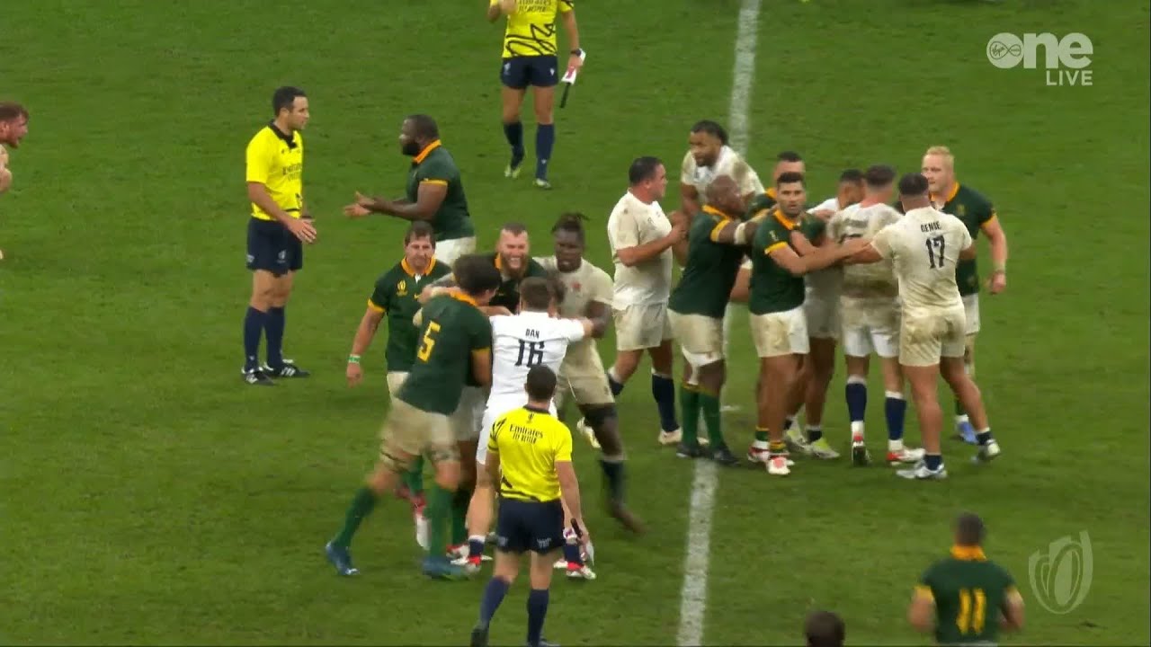 England 15-16 South Africa | Feisty full-time scenes!