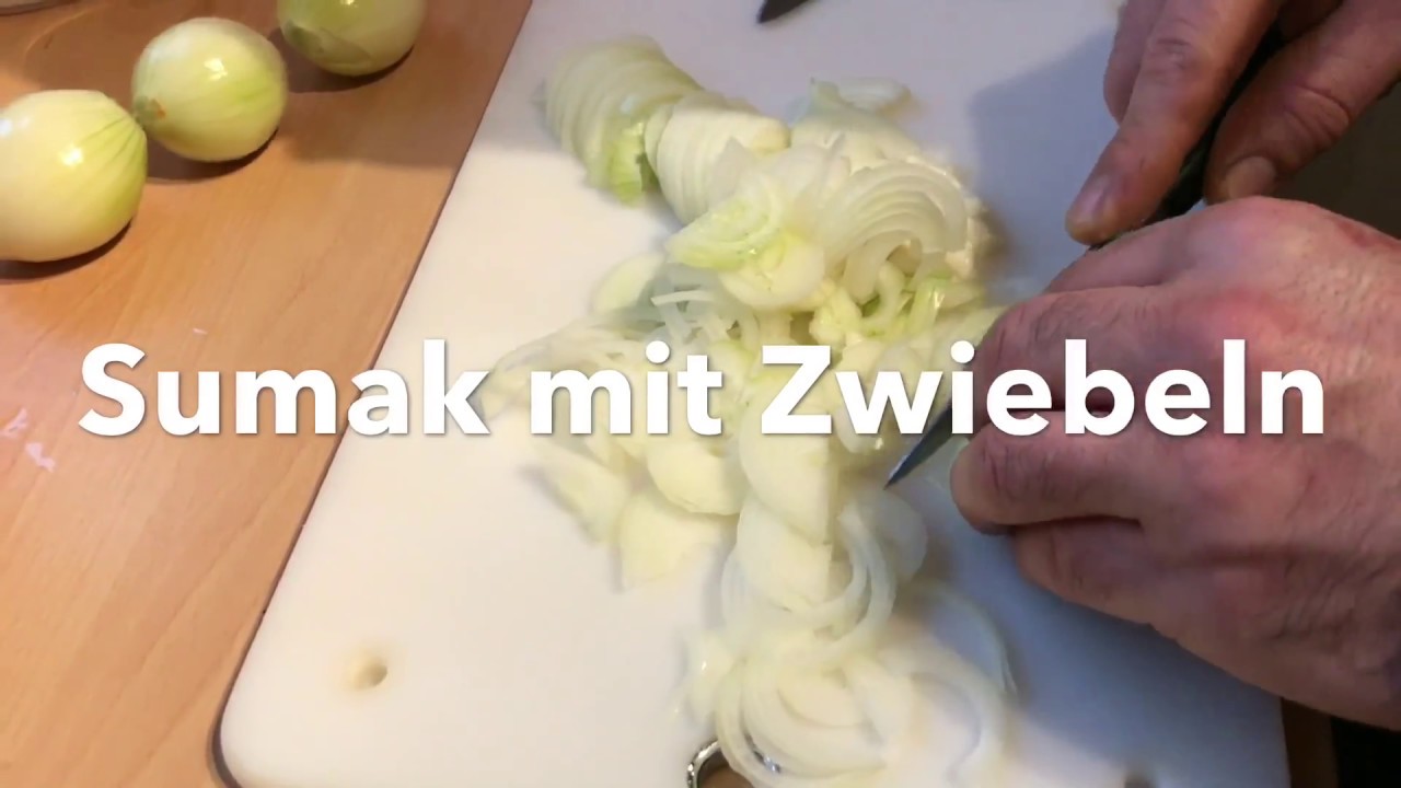 Sumak mit Zwiebeln