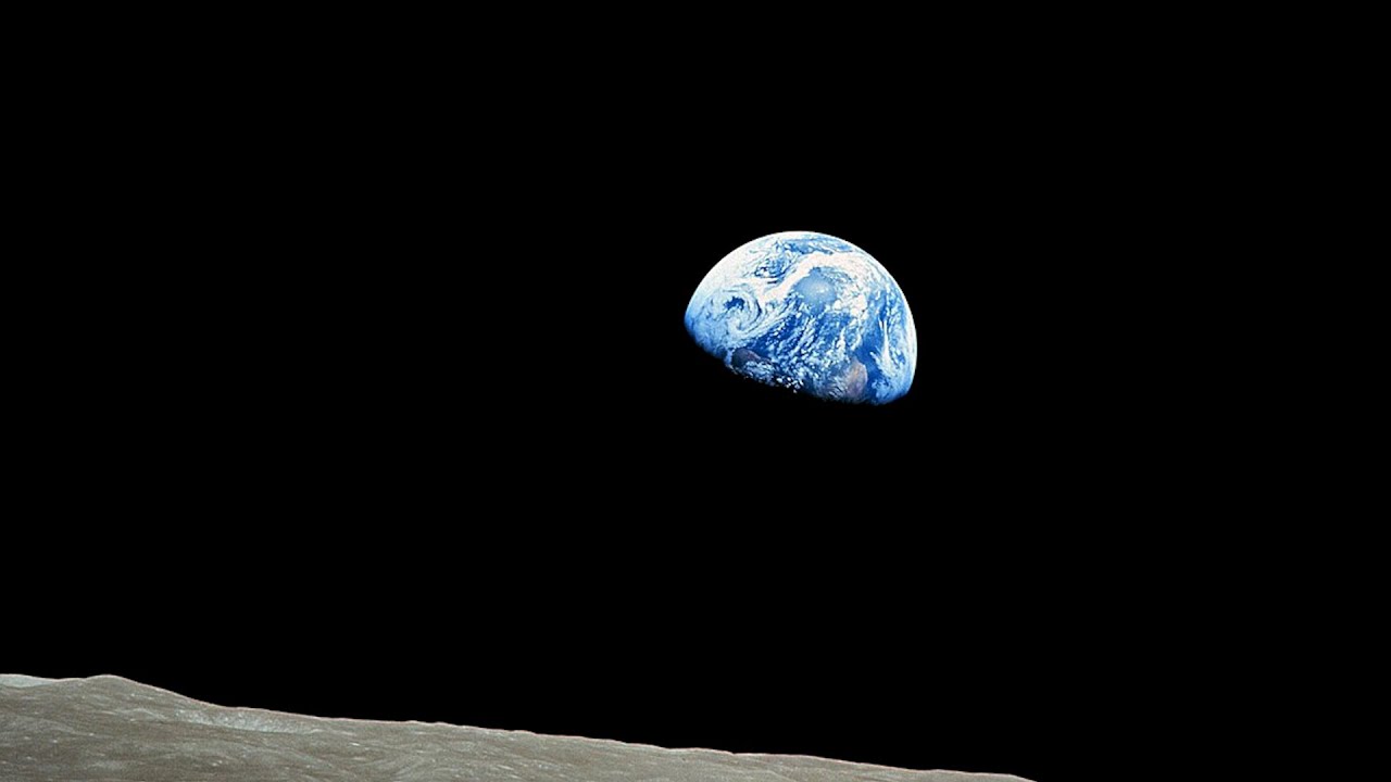 1968: America in Turmoil (Apollo 8 & The Cold War)
