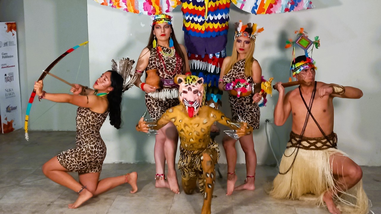 Ecuador de los 4 Mundos 🌋🌴🦜🐢 | Un viaje cultural por Costa, Sierra, Oriente y Galápagos 🇪🇨✨