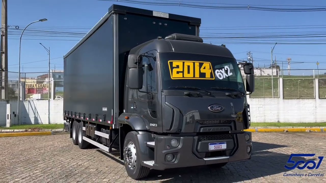 Ford Cargo 2423 - Leito - Teto Alto - ano 2014/14  - 6x2 - Baú sider de 9M - Valor R$ 309.000.00