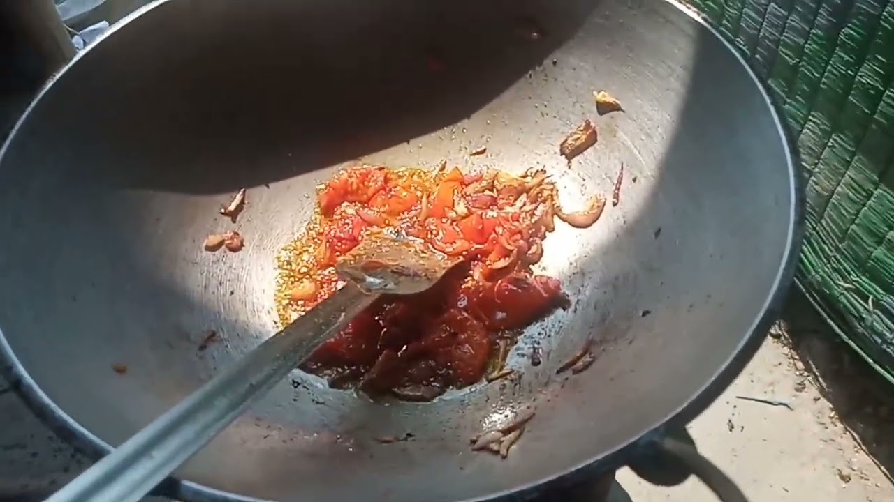 কালকে দুপুরে পালং শাকের ডাঁটা দিয়ে দারুন স্বাদের রেসিপি বানালাম 👌👌#food #mycooking #cooking#recipe