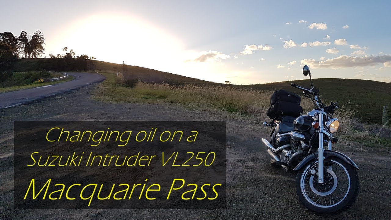 Riding Macquarie Pass and changing oil on a Suzuki Intruder VL250LC - Wollongong to Mittagong