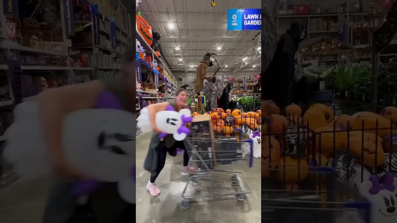 Bring Disney fun to your Halloween d&eacute;cor