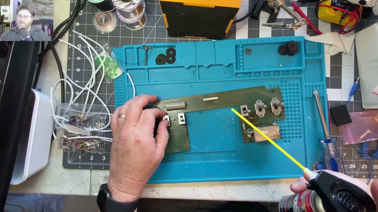 Atari 2600 Heavy Sixer refresh and composite out mod (long video)