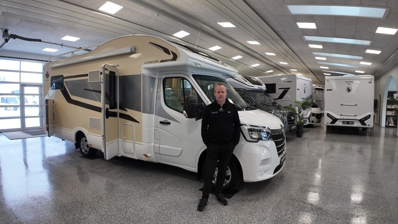 🚐 Ahorn ALASKA TE Plus – Kun 18.500 km | Webasto | Enkeltsenge | Autocamper til salg