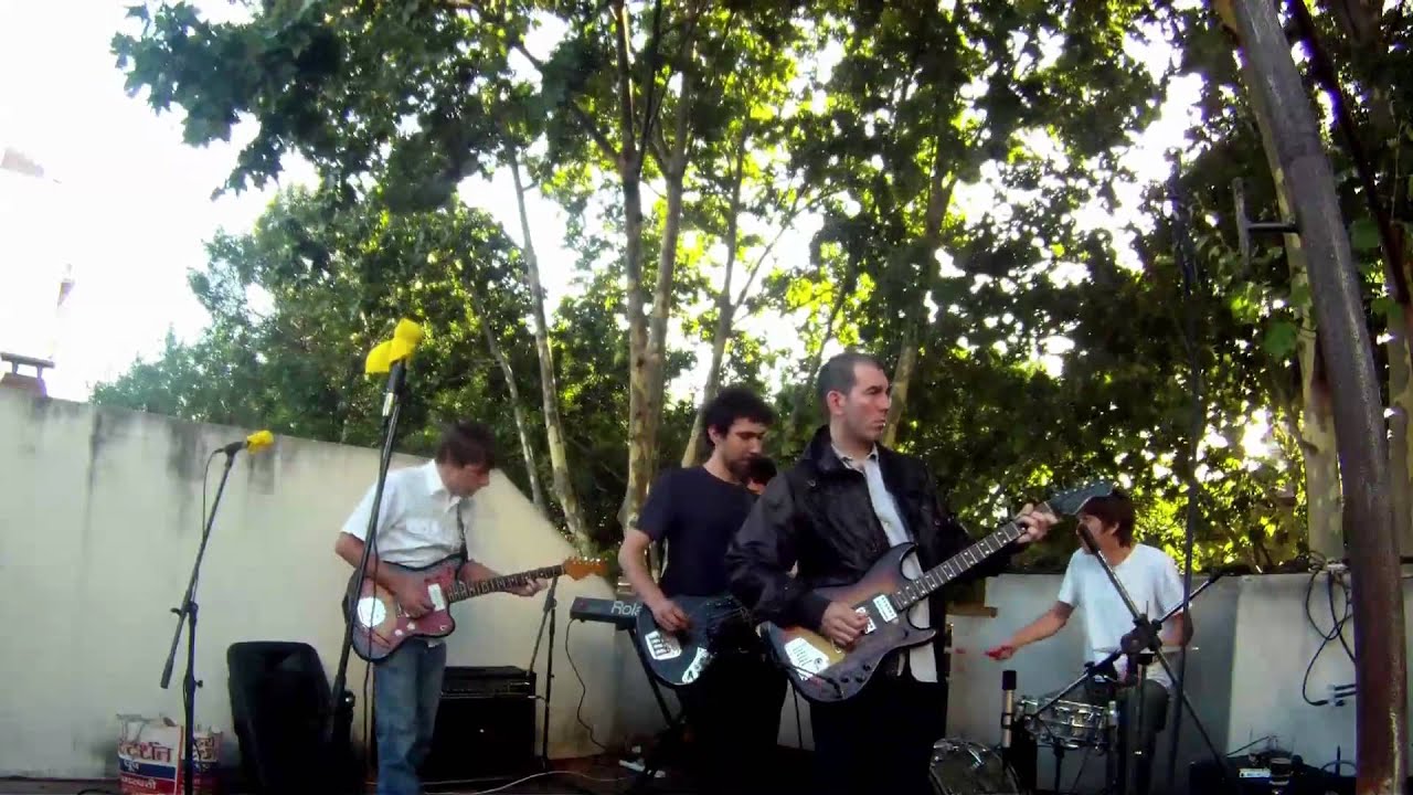 Adrián Paoletti & Los Acordes en la terraza 