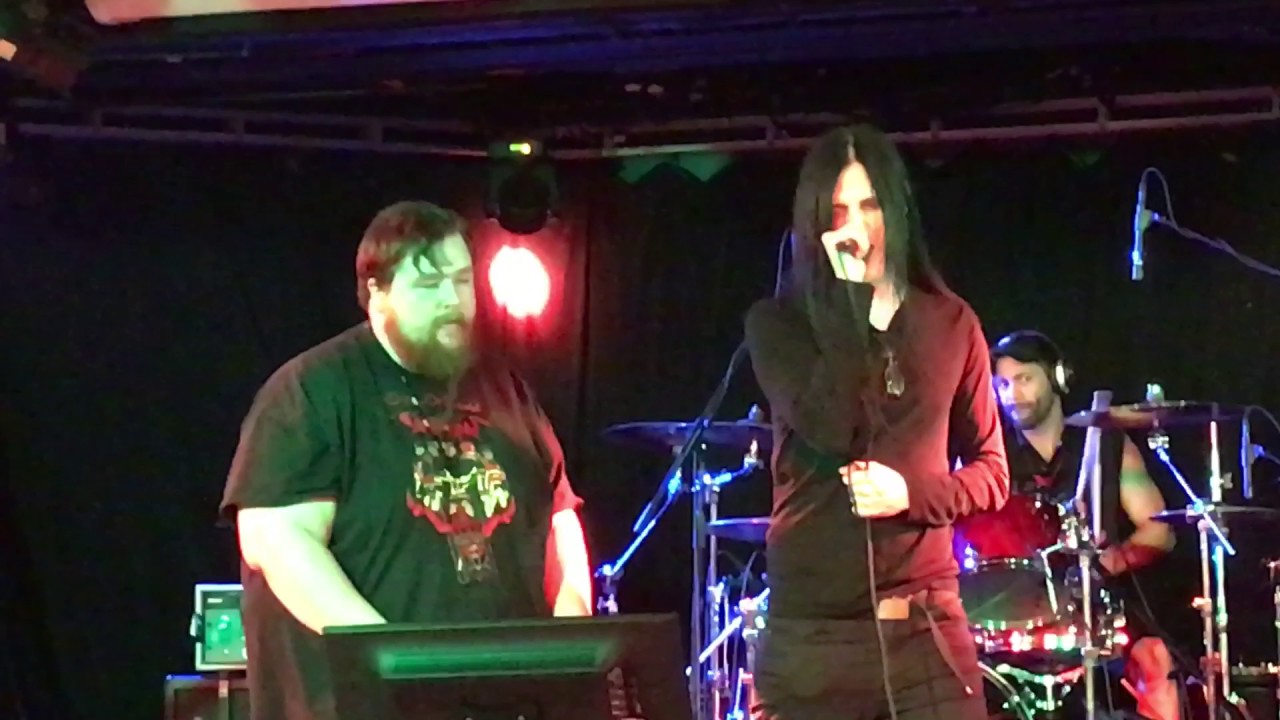 Johannes Eckerstrom from Avatar performing Judas Priest karaoke on Shiprocked 2017.