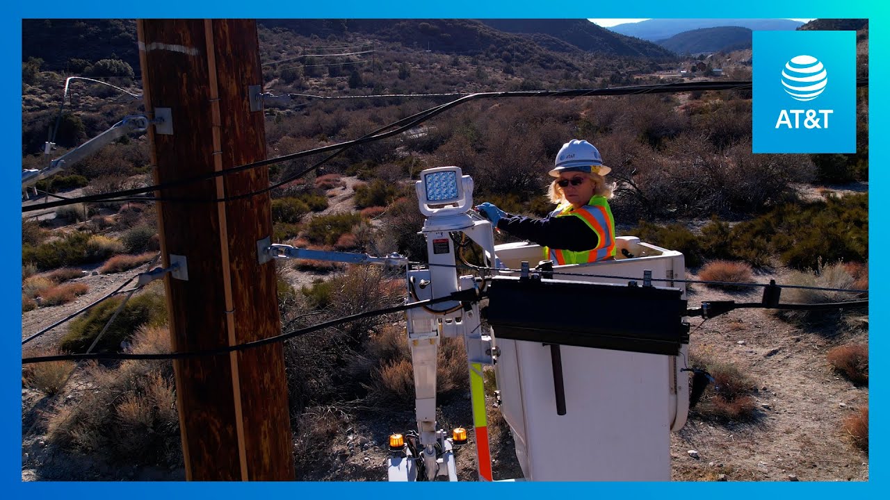 Working in the Field: It’s not just a ‘guy thing.’ | AT&T Newsroom