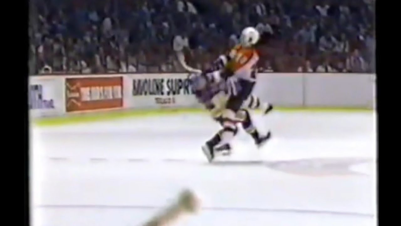 Blues - Flyers rough stuff 10/25/84
