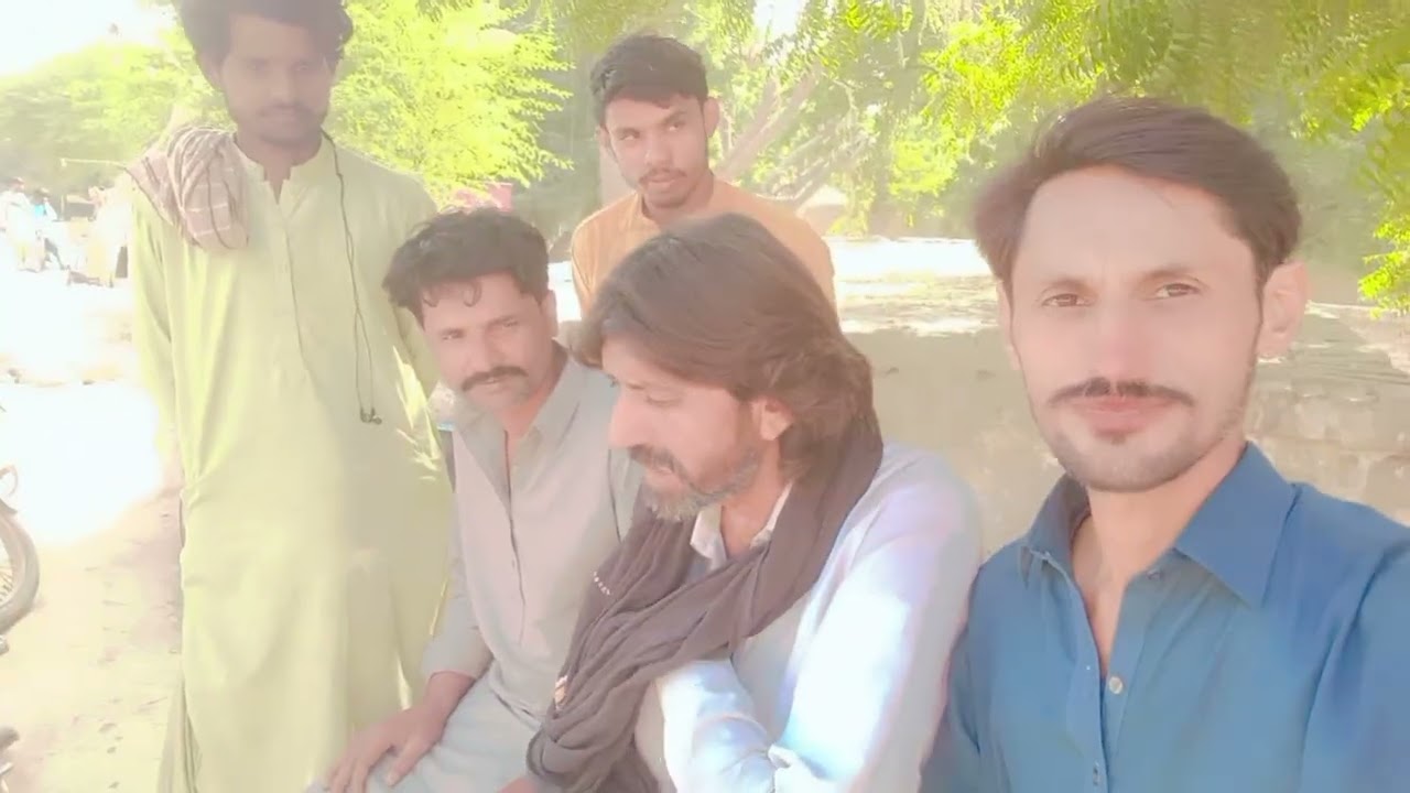  Bike bahut mahangi hai.