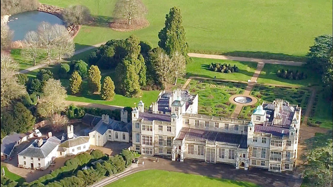 🇬🇧🏴󠁧󠁢󠁥󠁮󠁧󠁿 Saffron Walden - Audley End